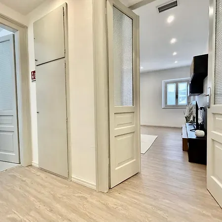 Апартаменти Casa Frech *